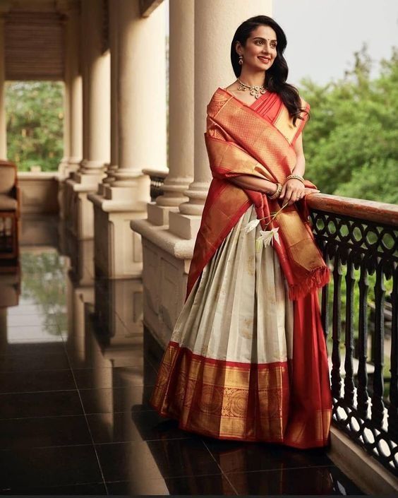 The Traditional Lehenga Bengali Saree Style