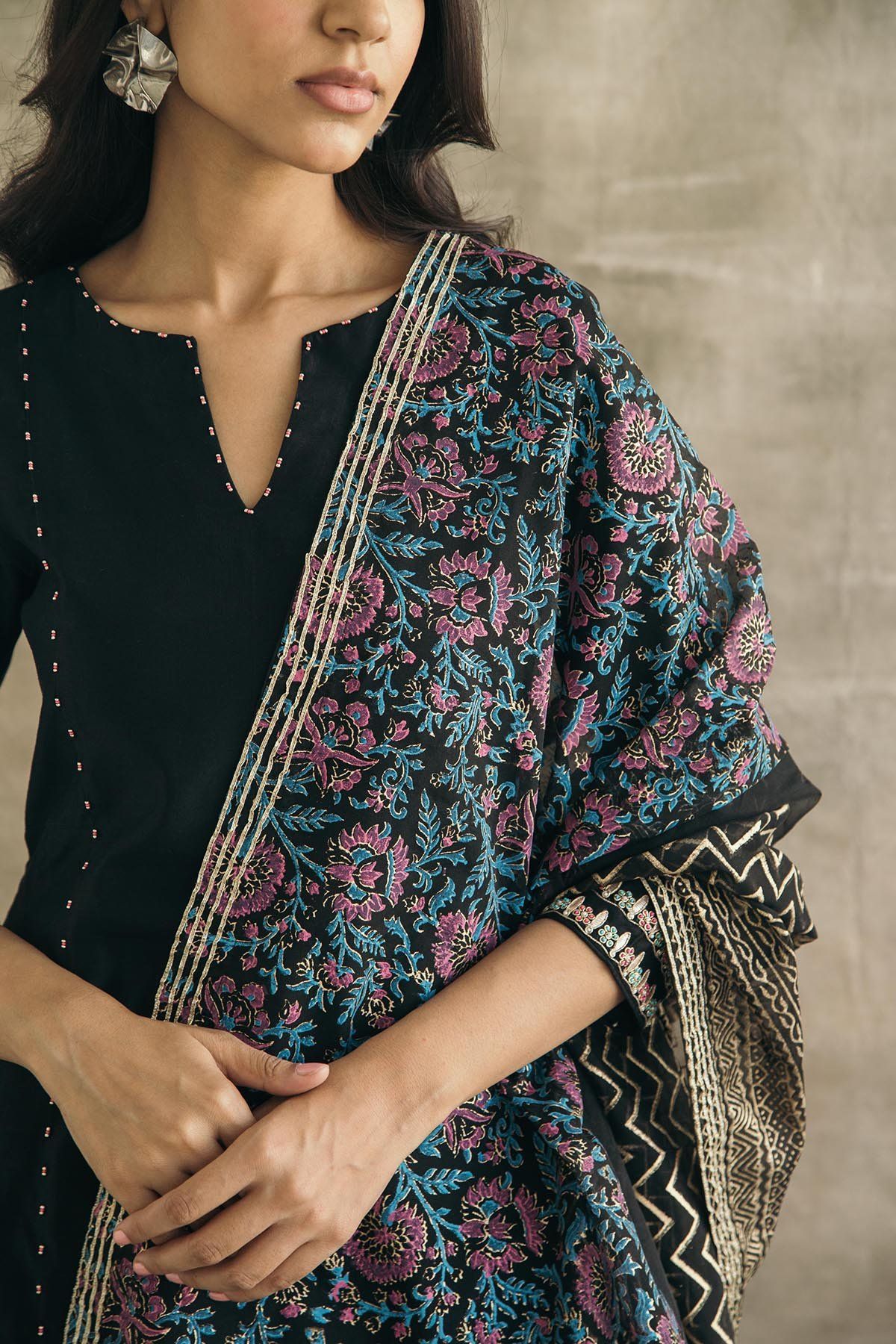 Block Handloom Black Phulkari Dupatta