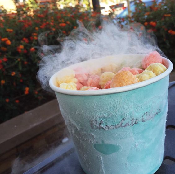 Nitrogen Candies or Cookies by Caterers in Kolkata