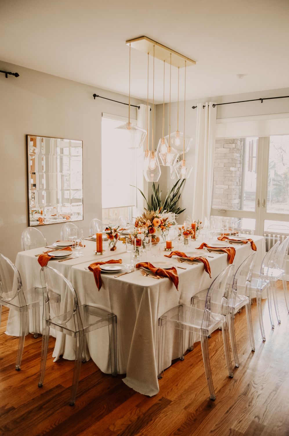 Surreal Dining 1st Wedding Anniversary Decoration Ideas at Home