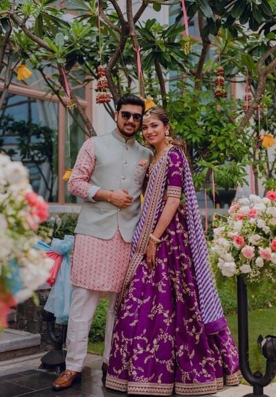 Contrasting Couple’s Marwari Wedding Dress