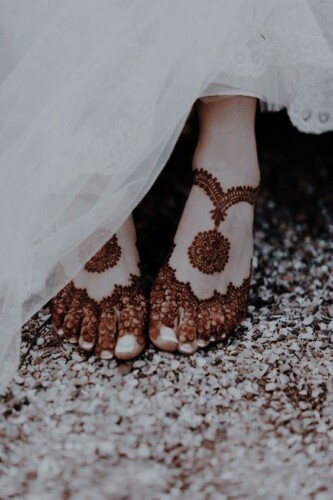 Anklet Style Dubai Mehendi Design for Feet