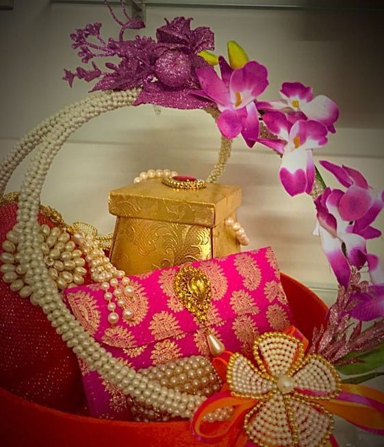 Modern Bengali Biyer Totto Decoration