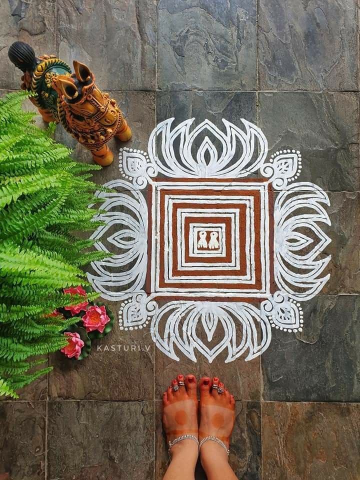 Laxmi Pujan Rangoli Designs with Dots