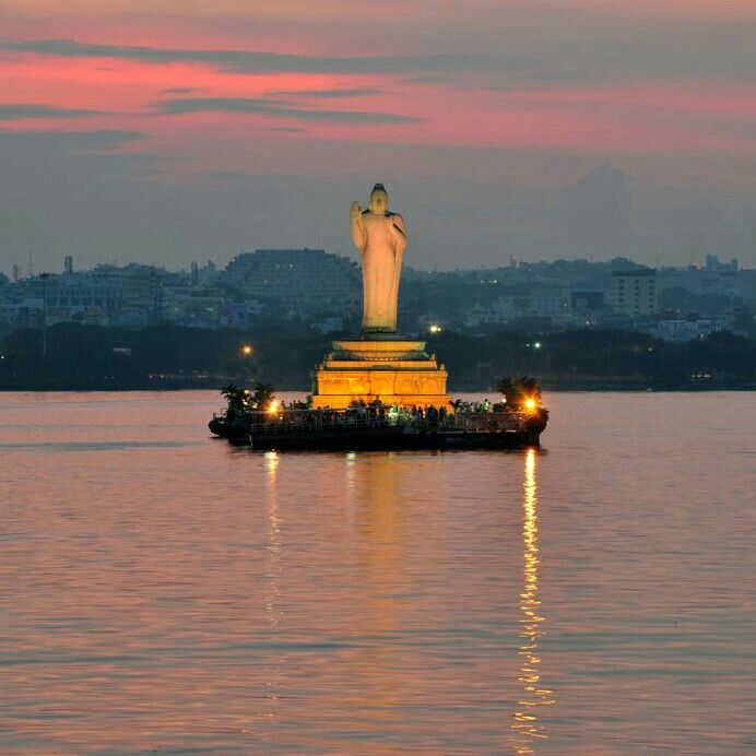 Honeymoon packages from Hyderabad, hussain sagar lake