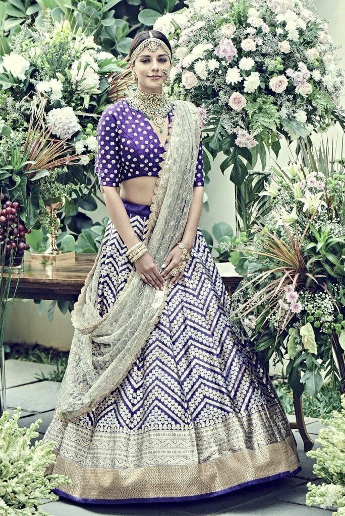 The V-Neck Full Sleeved Modern Banarasi Lehenga Blouse Designs