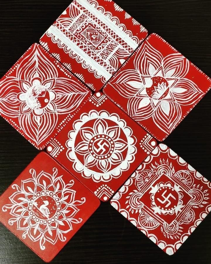 Swastika Biyer Piri Design