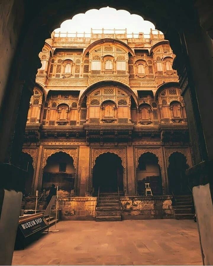 Fort Destination Wedding In India: Top 17 Magnificent Forts And Historical Palaces  Fort Destination Wedding In India: Top 17 Magnificent Forts And Historical Palaces