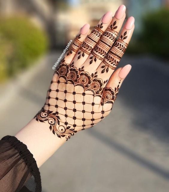 Elegant Tattoo Mehndi Designs