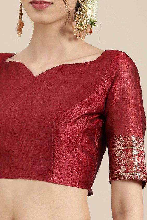 The Chic-Casual Sweetheart Neck