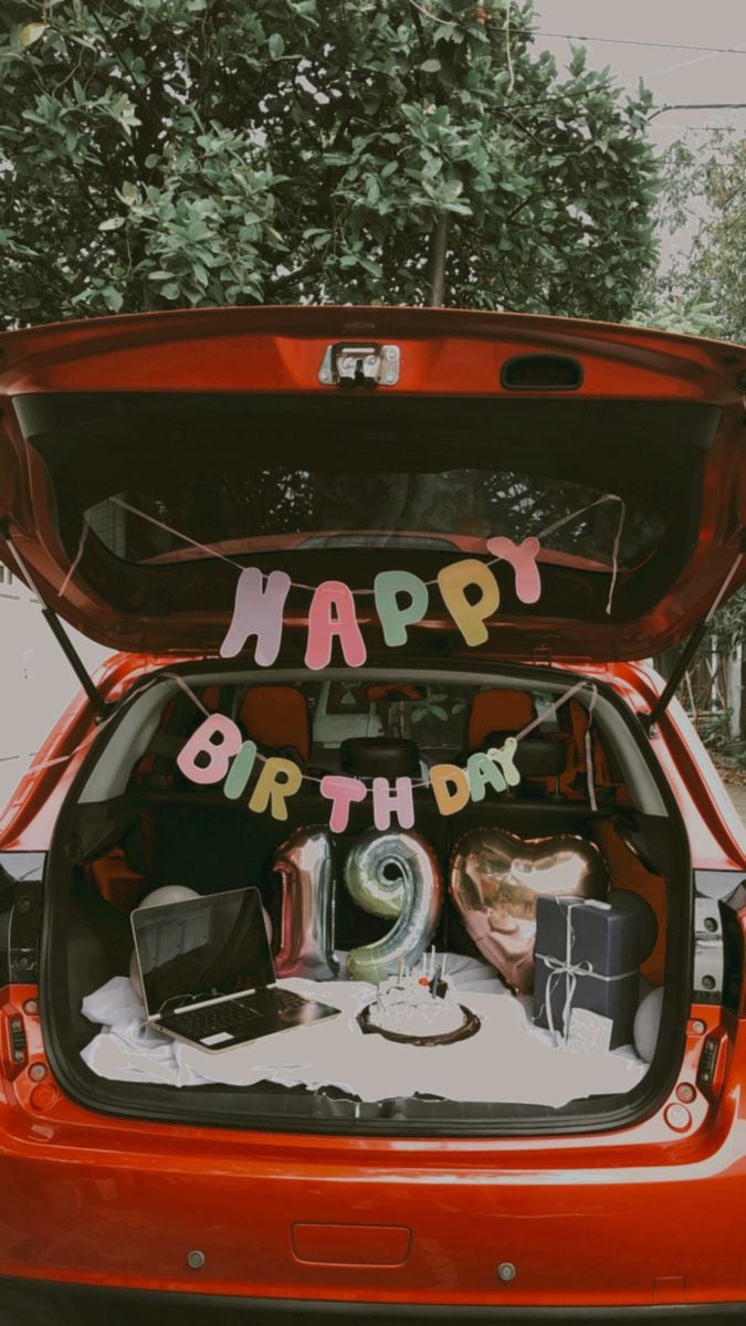 Teen’s Party Car Decoration for Birthday