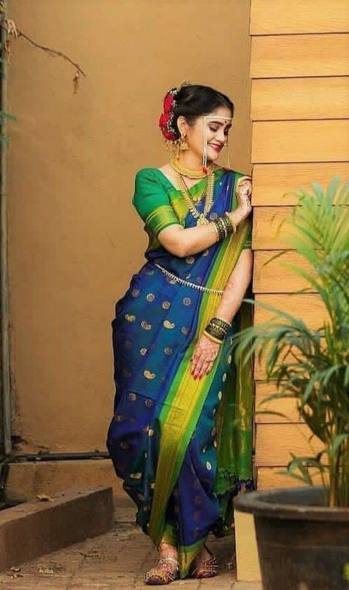 Simplistic Glass Sleeve Wedding Marathi Paithani Blouse Designs