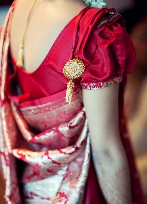 Back Key Bengali Saree Style