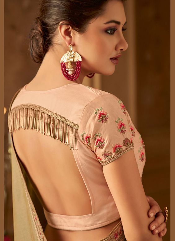 Stellar Choli Cut Latest Blouse Designs