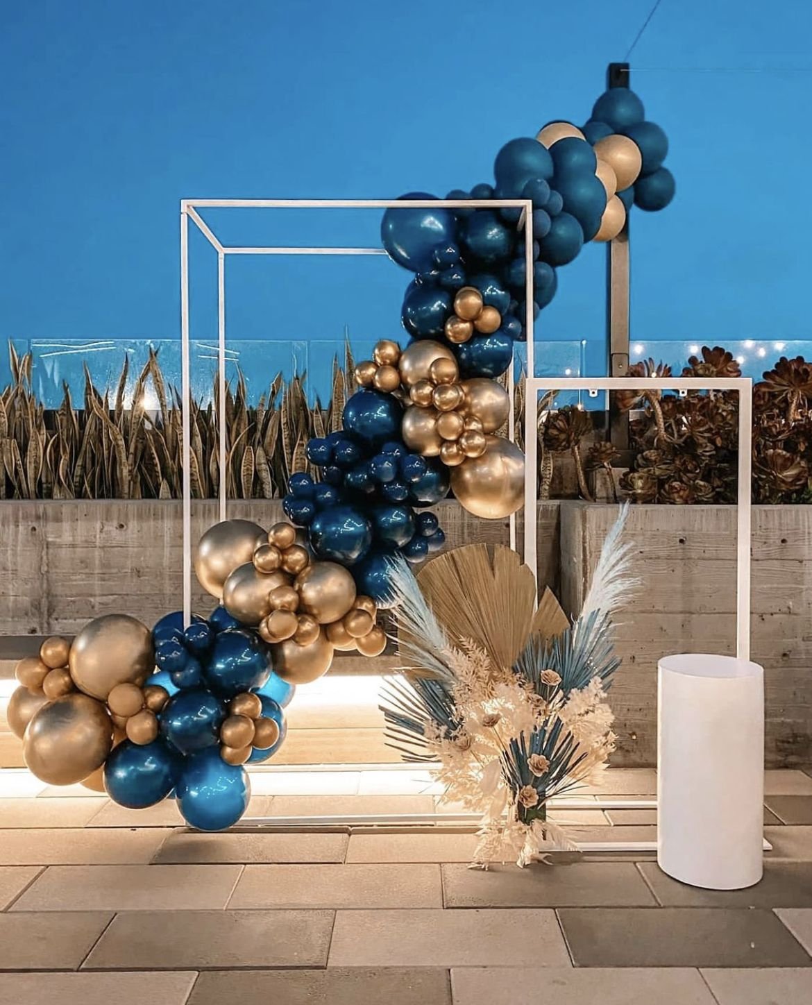 The Arch Stage Balloon Decoration