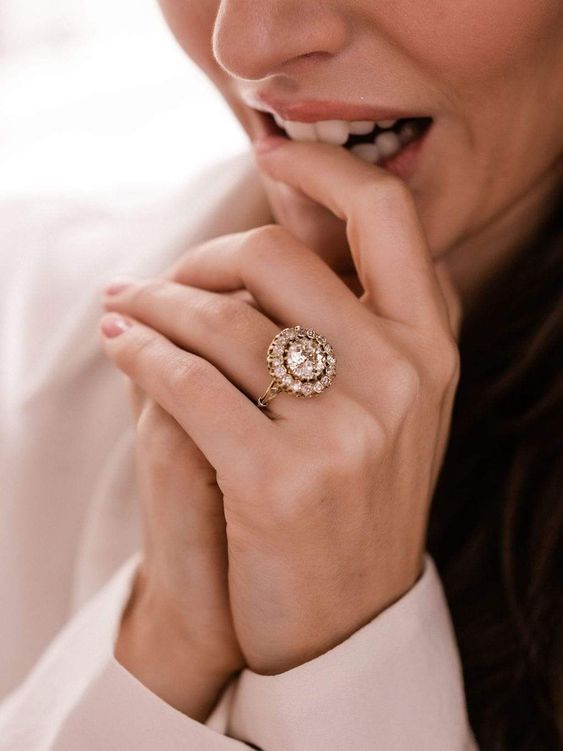 9ct Yellow Gold Stone Ring