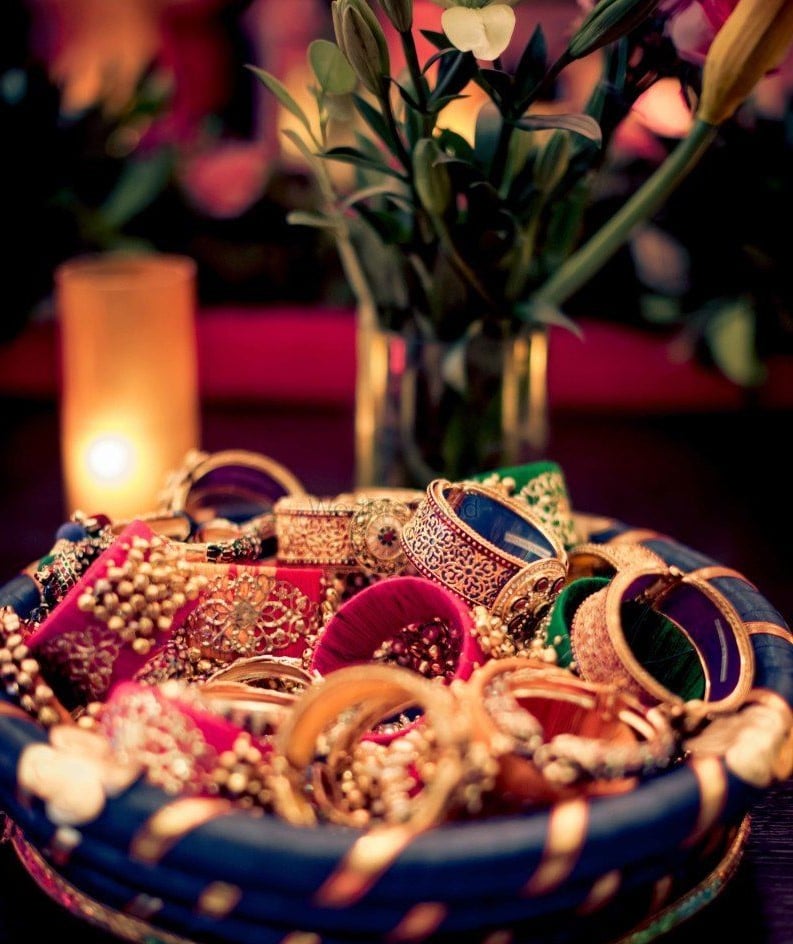 Bangle and Bracelet Tray for Bengali Wedding Totto