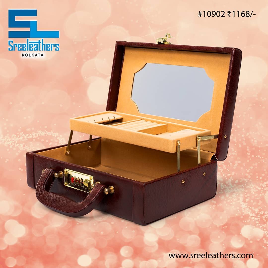 Sreeleathers Vanity Boxed-Brown