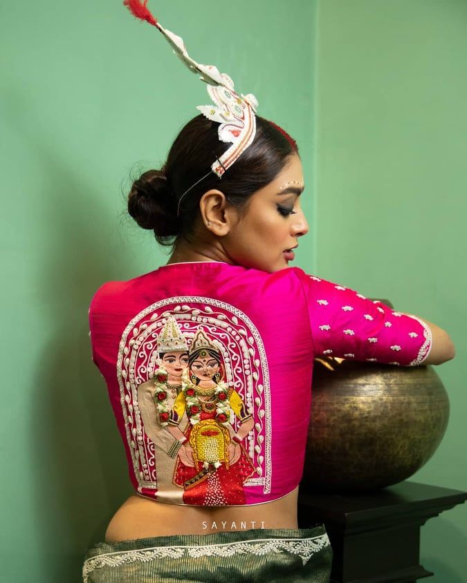 Pink Back Embroidered Bengali Bridal Blouse Design