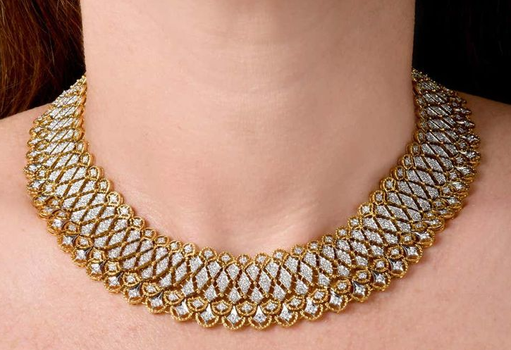 Statement Chokers and Necklaces