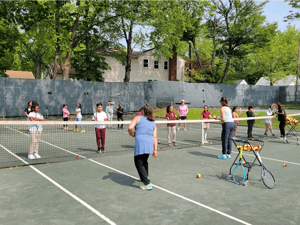kids tennis program 9-min kids tennis lessons plainfield nj