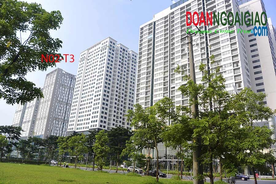 Toàn cảnh từ xa tòa nhà Quang Minh tower khu Ngoại giao đoàn