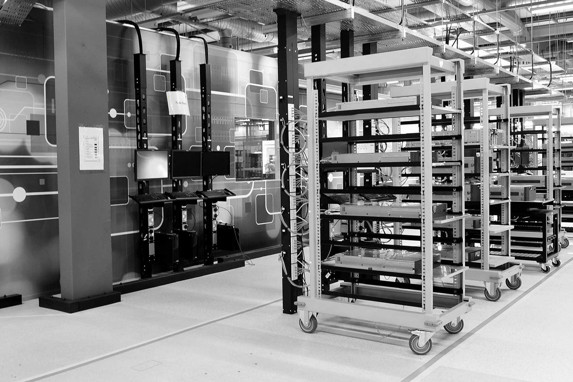 Connected server trolleys Photo of connected server trolleys