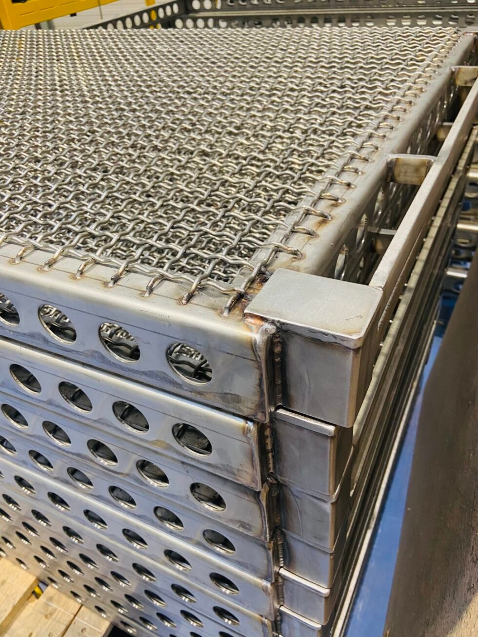 Stainless steel IV bottle sterilization trays