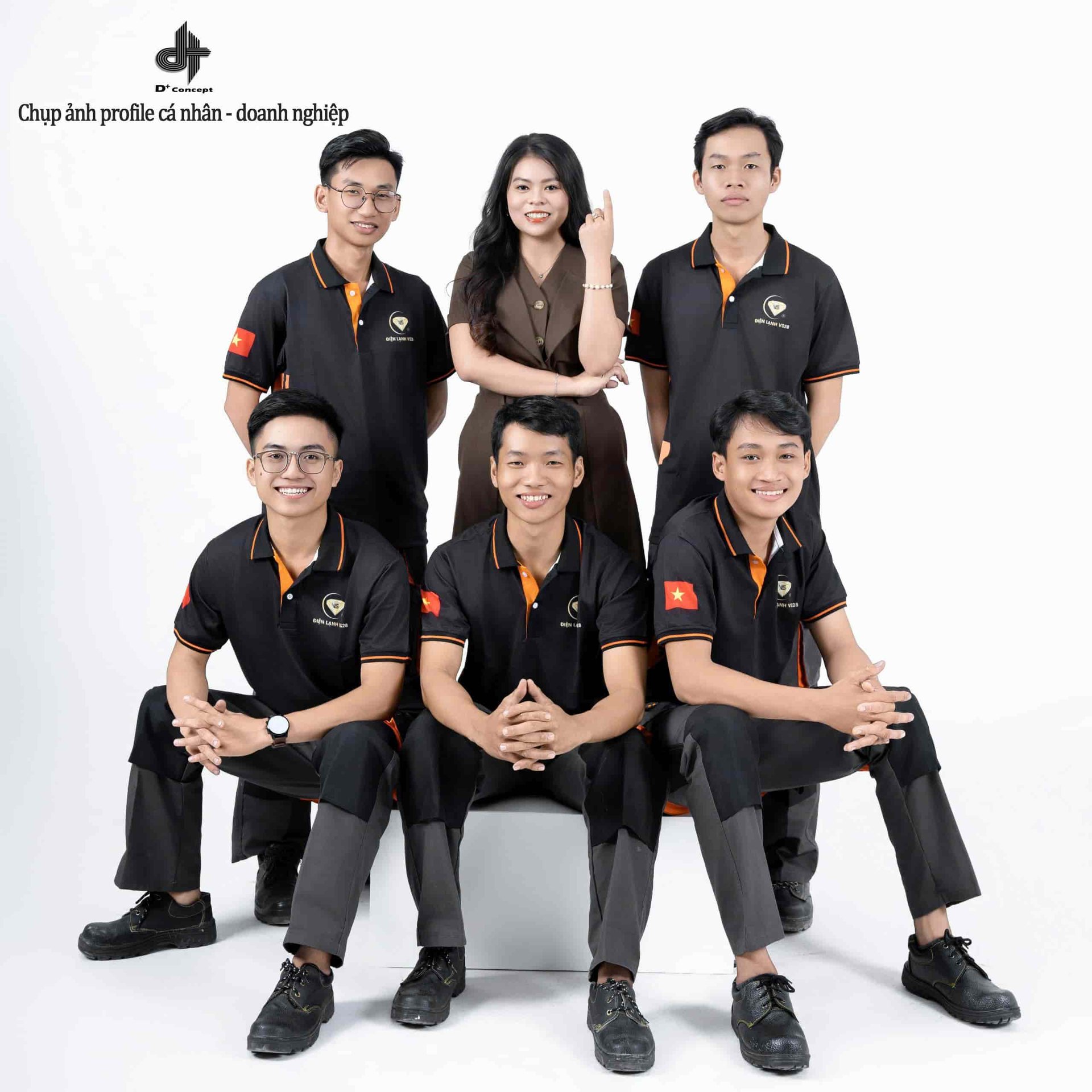 Trong môi trường kinh doanh hiện đại, hình ảnh đóng vai trò ngày càng quan trọng trong việc định vị thương hiệu và xây dựng lòng tin. Chụp hình profile công ty, doanh nghiệp, tập thể hay cá nhân không chỉ đơn thuần là lưu giữ hình ảnh của bản thân, mà còn là cách thể hiện tính chuyên nghiệp, sự chỉn chu và văn hóa của một tổ chức. Tại D+ Media, chúng tôi cung cấp dịch vụ chụp profile toàn diện, phục vụ đa dạng nhu cầu từ cá nhân đến tổ chức.