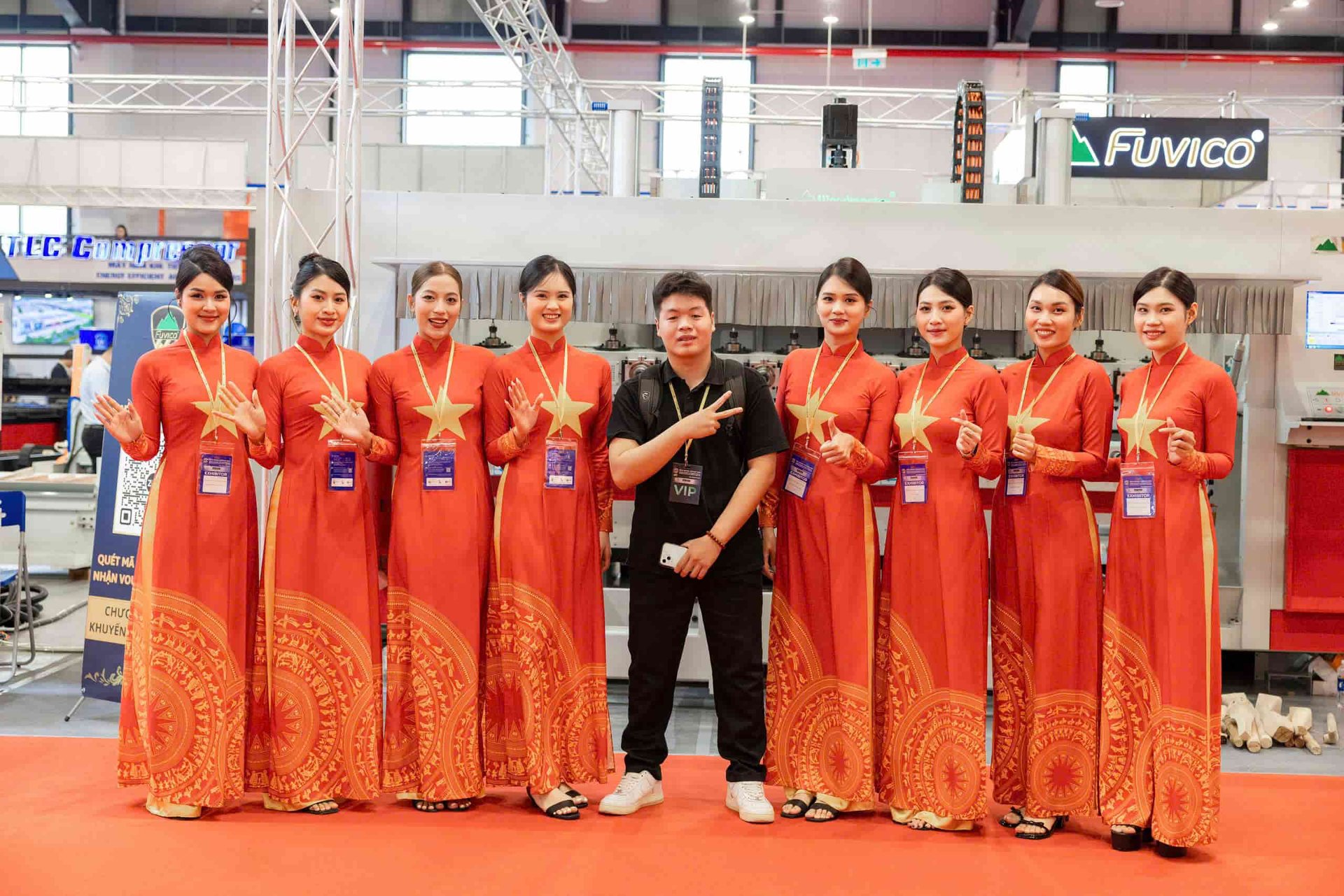 quay chụp hội nghị sự kiện