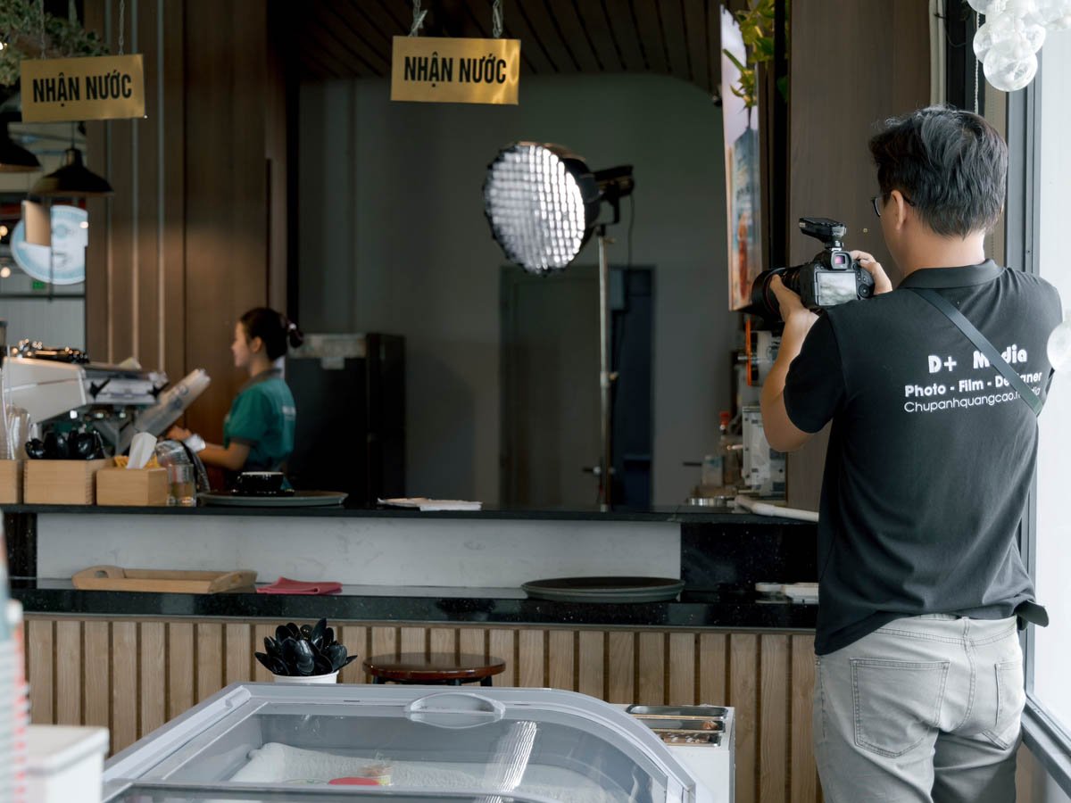 DỊCH-VỤ-QUAY-CHỤP-QUẢNG-CÁO-QUÁN-CAFE-4