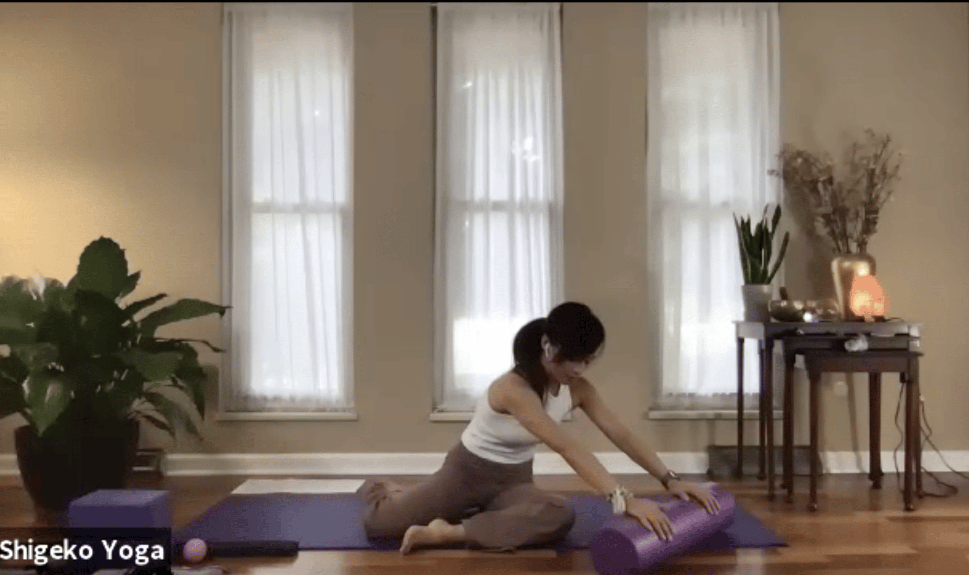 Santosha (Contentment) - Shoulder Focused Slow Vinyasa - 60 Minutes