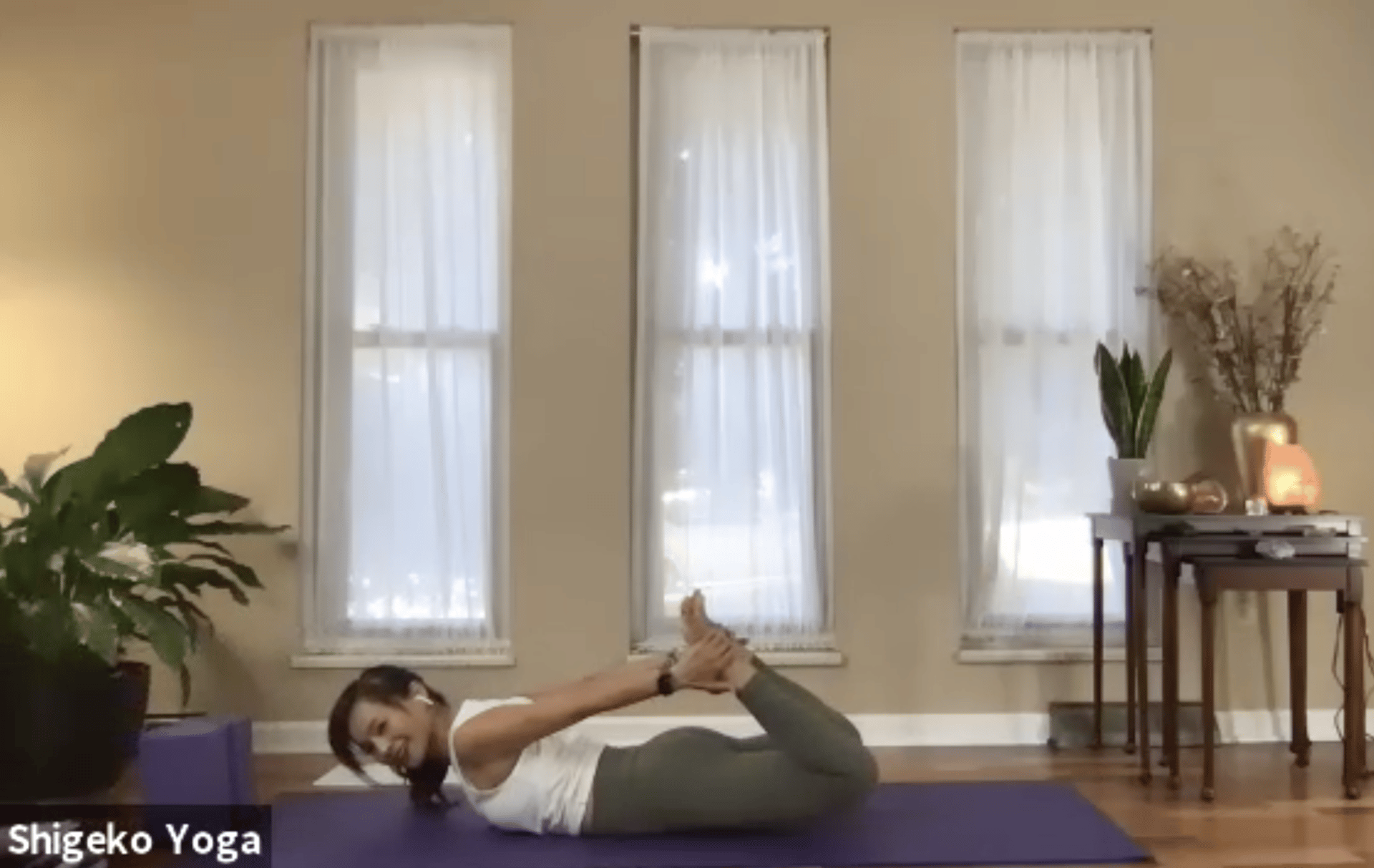 Reunion - Grounding Back-bending - Vinyasa - 60 Minutes