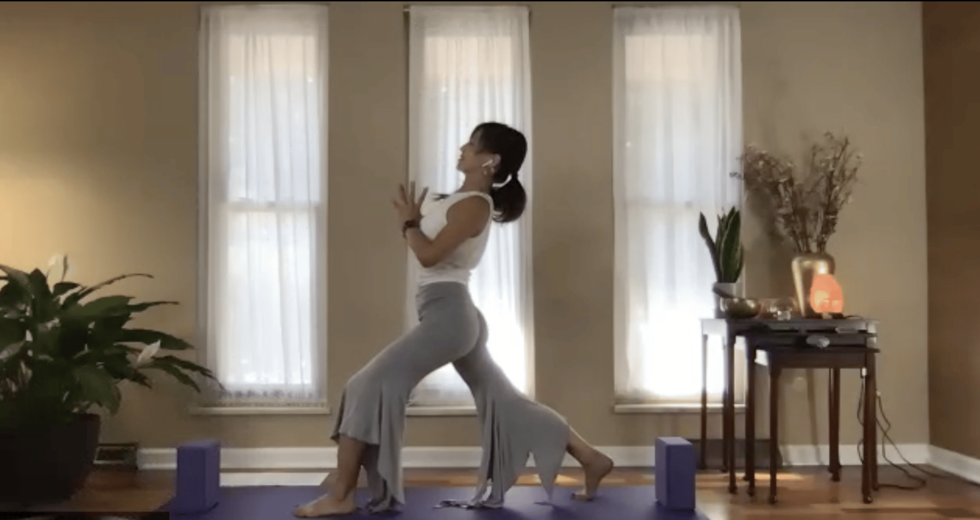 Balancing Heart and Mind - Slow Vinyasa - 60 Minutes