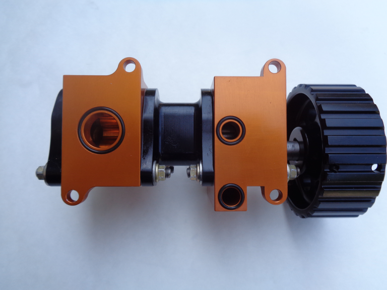 Mini Mite DrySump pumps: Experimental aircraft engine dry sump pump designed and developed by Gary Armstrong for Spintric Technologies