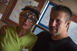 Magdalena Żywicka i Tomasz Cegielski – przyjacielski uścisk mistrzów implantologii Magdalena Żywicka i Tomasz Cegielski – przyjacielski uścisk mistrzów implantologii