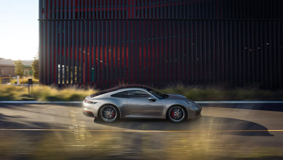 Ngắm giá Porsche 911 Carrera Canada, Indo, Việt Nam