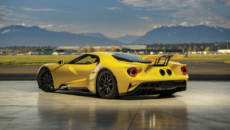 Một lần dọn cỏ xe sang, dọn sang xe cỏ. Ford