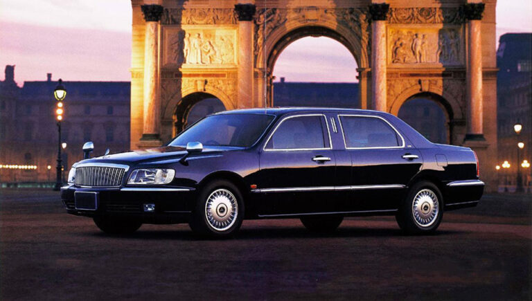 Một lần dọn cỏ xe sang, dọn sang xe cỏ. Mitsubishi