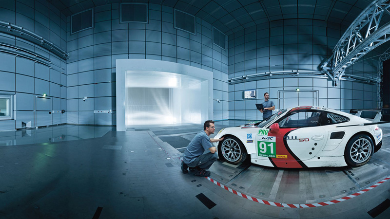 thử nghiệm trong đường hầm gió Porsche thử nghiệm trong đường hầm gió Porsche
