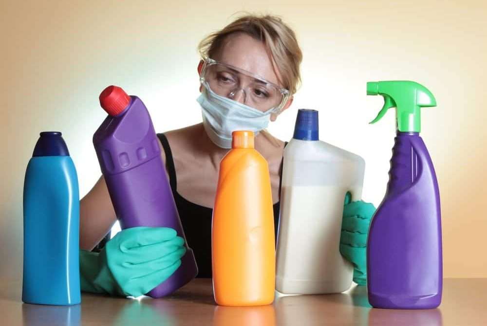 Drain Cleaning Chemicals e1742876121437