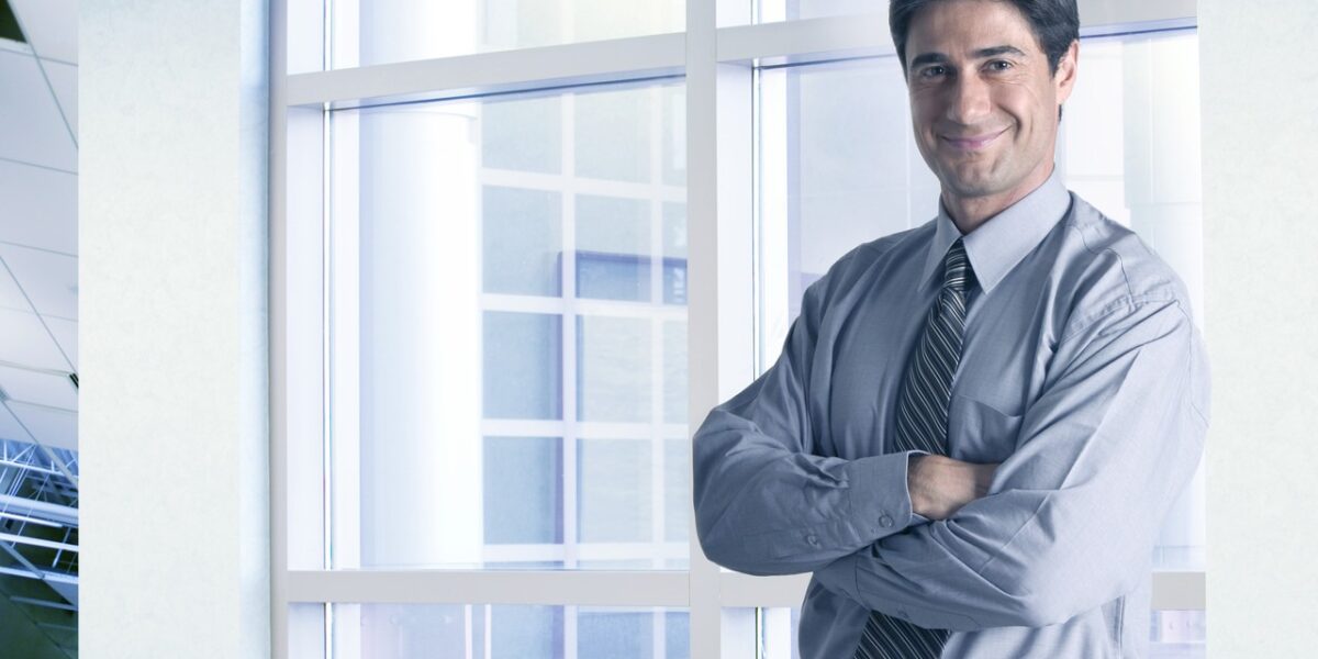 Smiling Businessman img-5