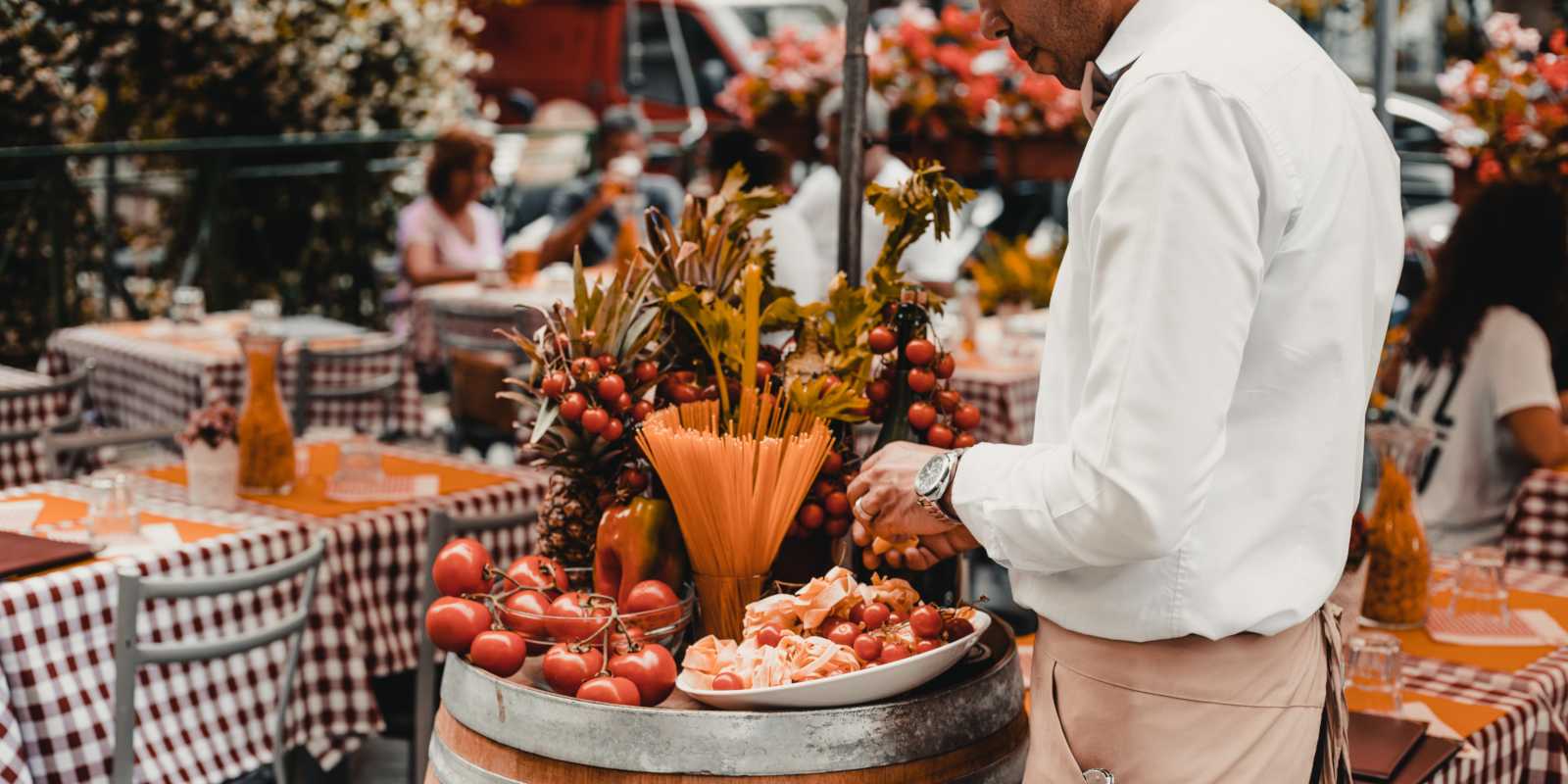 Prices for food and drinks can vary in Rome depending on if you sit or stand.