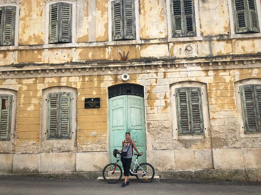 2018 European travel review: Peeling old town Vizinada