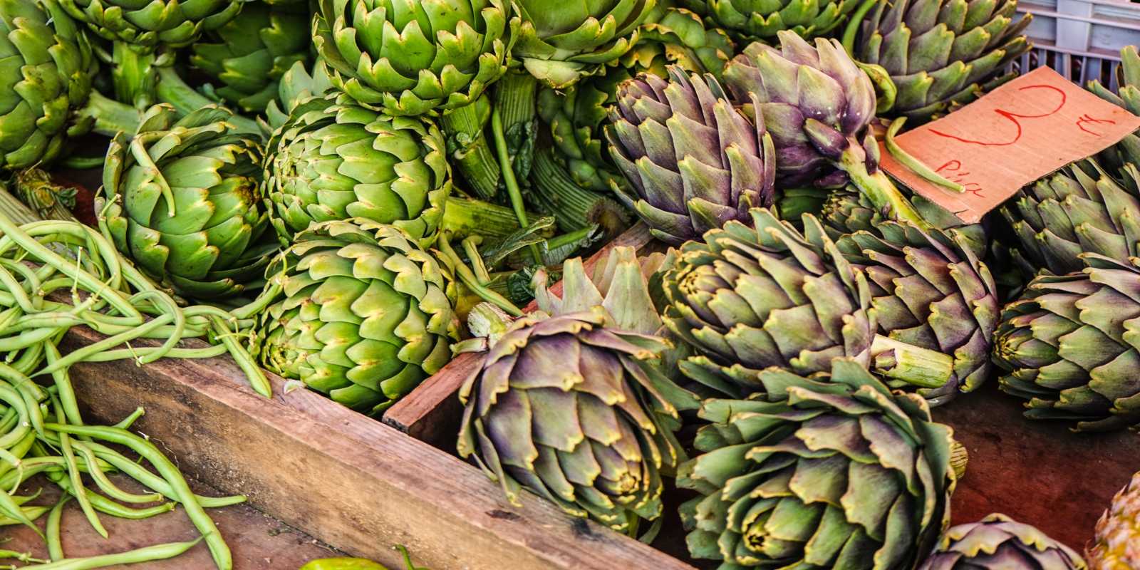 Vegetarian options in Rome include items from a menu's "contorni" section.