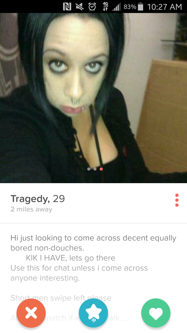 Hilarious Tinder profiles and photos. (23)