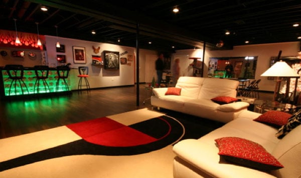 World's Greatest Basement Caves and man caves. (42)