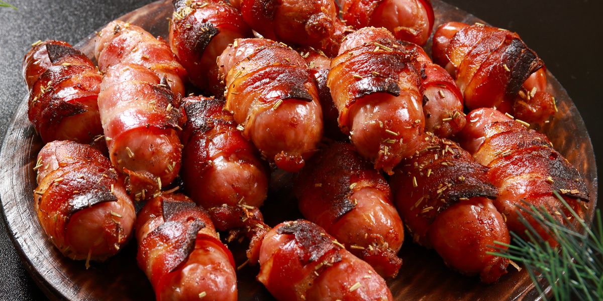 “You want some spotted dick” isn’t an insult. It’s a UK dish. Let’s check out some weirdest British foods.