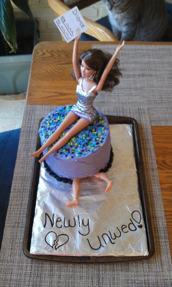 Hilarious Divorce Cakes that are better than the wedding cake. (5)