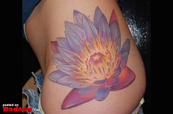 Two pictures depicting a man with long hair and a guitar, showcasing the iconic style of pop stars from the 90's.